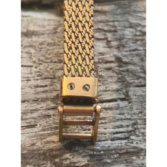 Vintage Certina Swiss quartz watch gold plated Ladies Wrist Watch rare timepiece - Picture 6 of 14